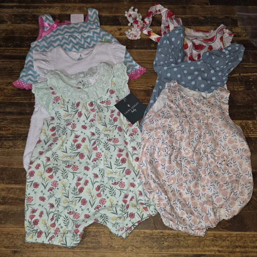 Baby Girl Size 6-9 Mo Lot Of 6 Rompers Jumpers Bubbles Soft Comfy Bundle